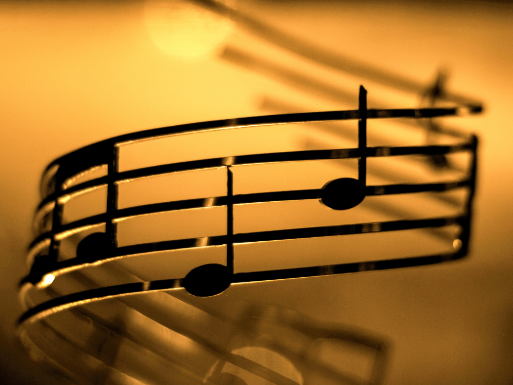 Note musicali su pentagramma